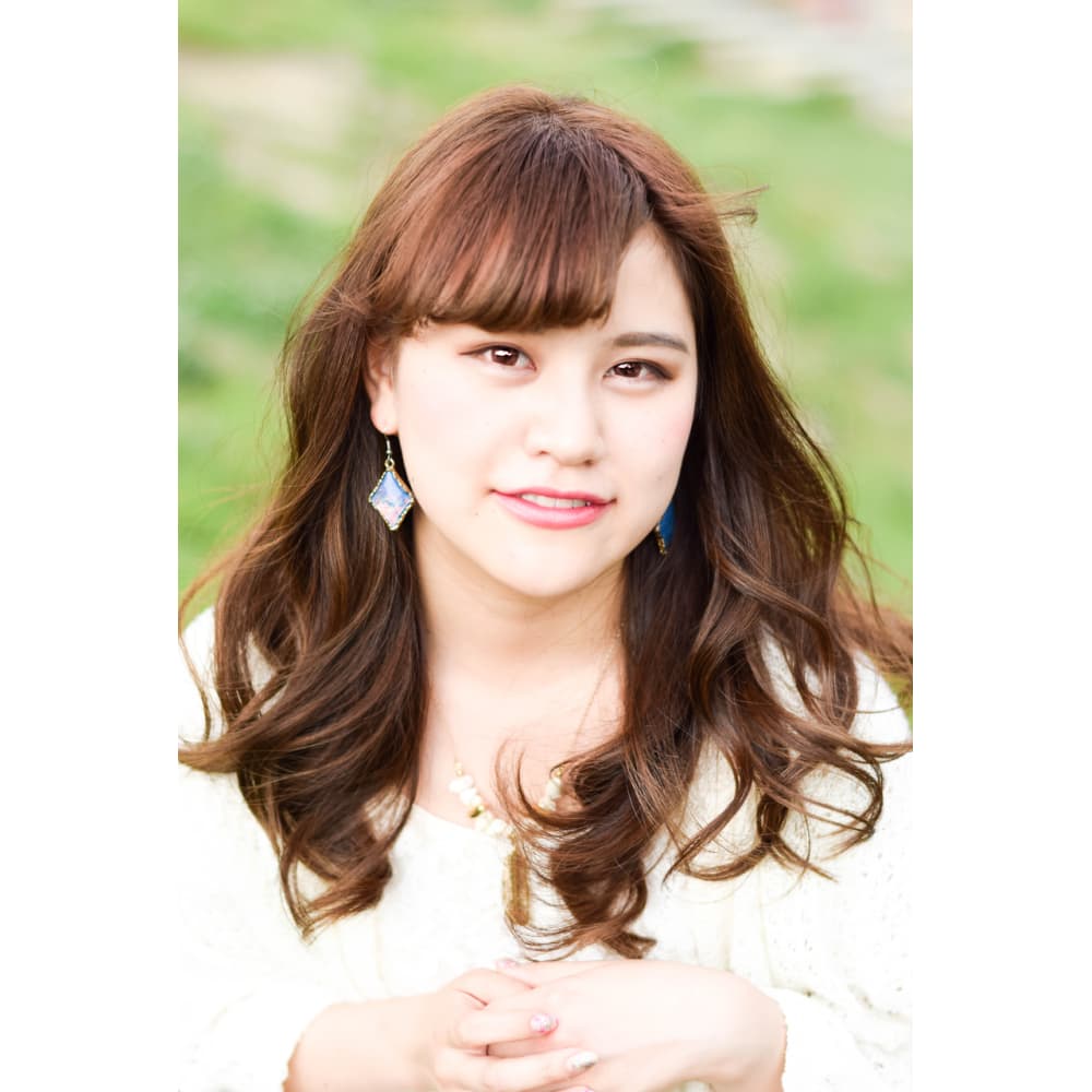 Iima ミントアッシュ 大人可愛いスウィートミディ Iima 梅田 イーマ ウメダ のヘアスタイル 美容院 美容室を予約するなら楽天ビューティ