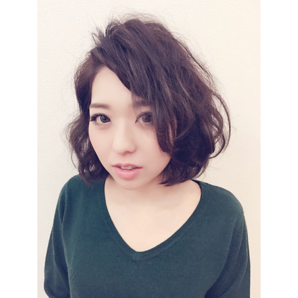 ふわくしゃ無造作ボブ Hair Room Cherie シェリー のヘアスタイル 美容院 美容室を予約するなら楽天ビューティ