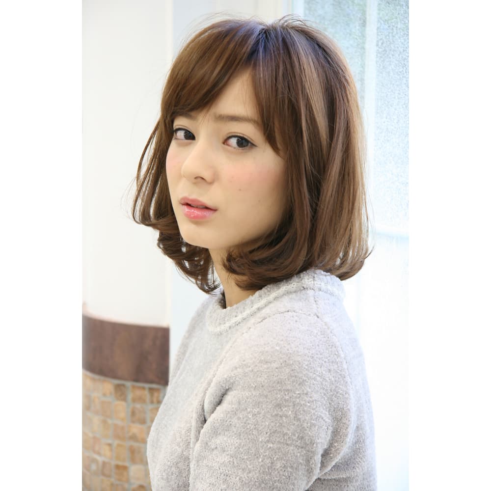 大人の女性の為のミディ Raguel表参道 Raguel ラグエル のヘアスタイル 美容院 美容室を予約するなら楽天ビューティ