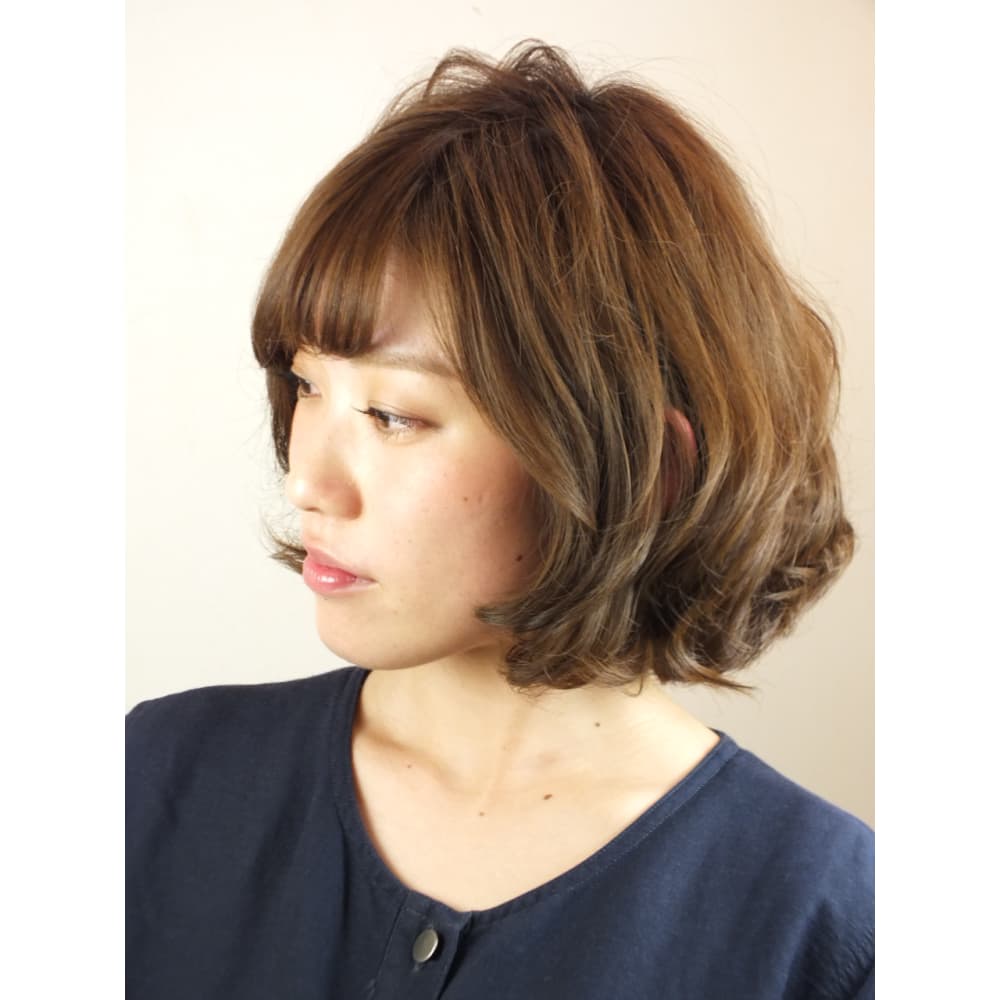 大人可愛いパーマボブ お子様連れ専用美容室chakura オコサマヅレセンヨウビヨウシツチャクラ のヘアスタイル 美容院 美容室を予約するなら楽天ビューティ