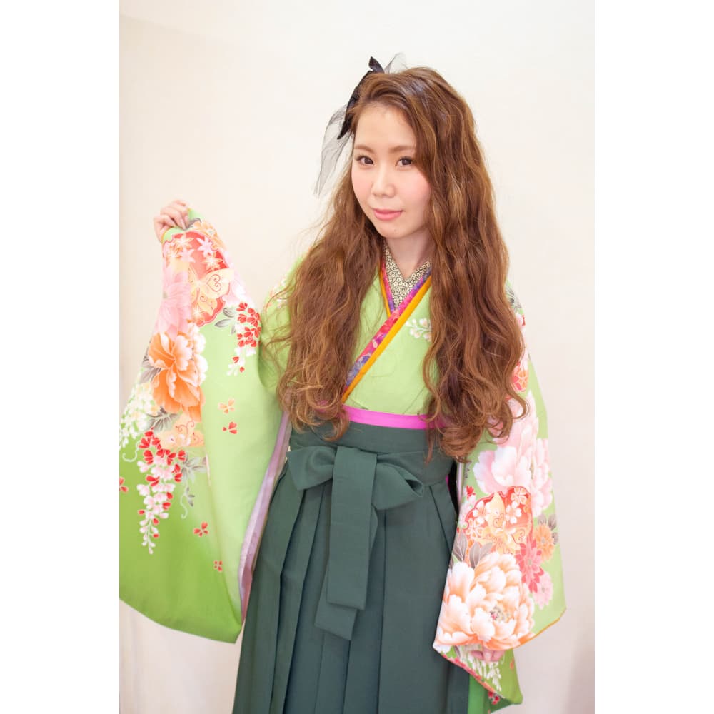 卒魚式袴 波ウェーブダウン Broto ブロット のヘアスタイル 美容院 美容室を予約するなら楽天ビューティ 卒魚式袴 波ウェーブダウン Broto ブロット のヘアスタイル 美容院 美容室を予約するなら楽天ビューティ