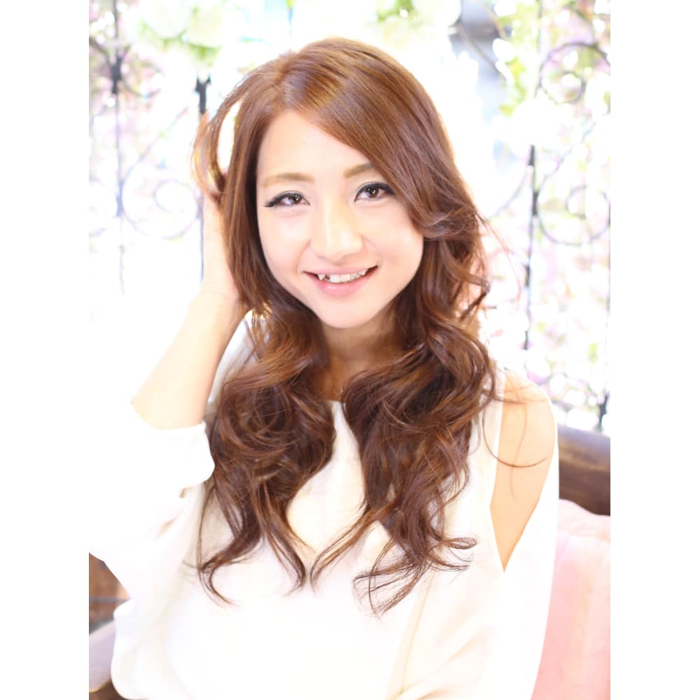 カジュアルロングヘアスタイル Hair Design Rinto リント のヘアスタイル 美容院 美容室を予約するなら楽天ビューティ カジュアルロングヘアスタイル Hair Design Rinto リント のヘアスタイル 美容院 美容室を予約するなら楽天ビューティ