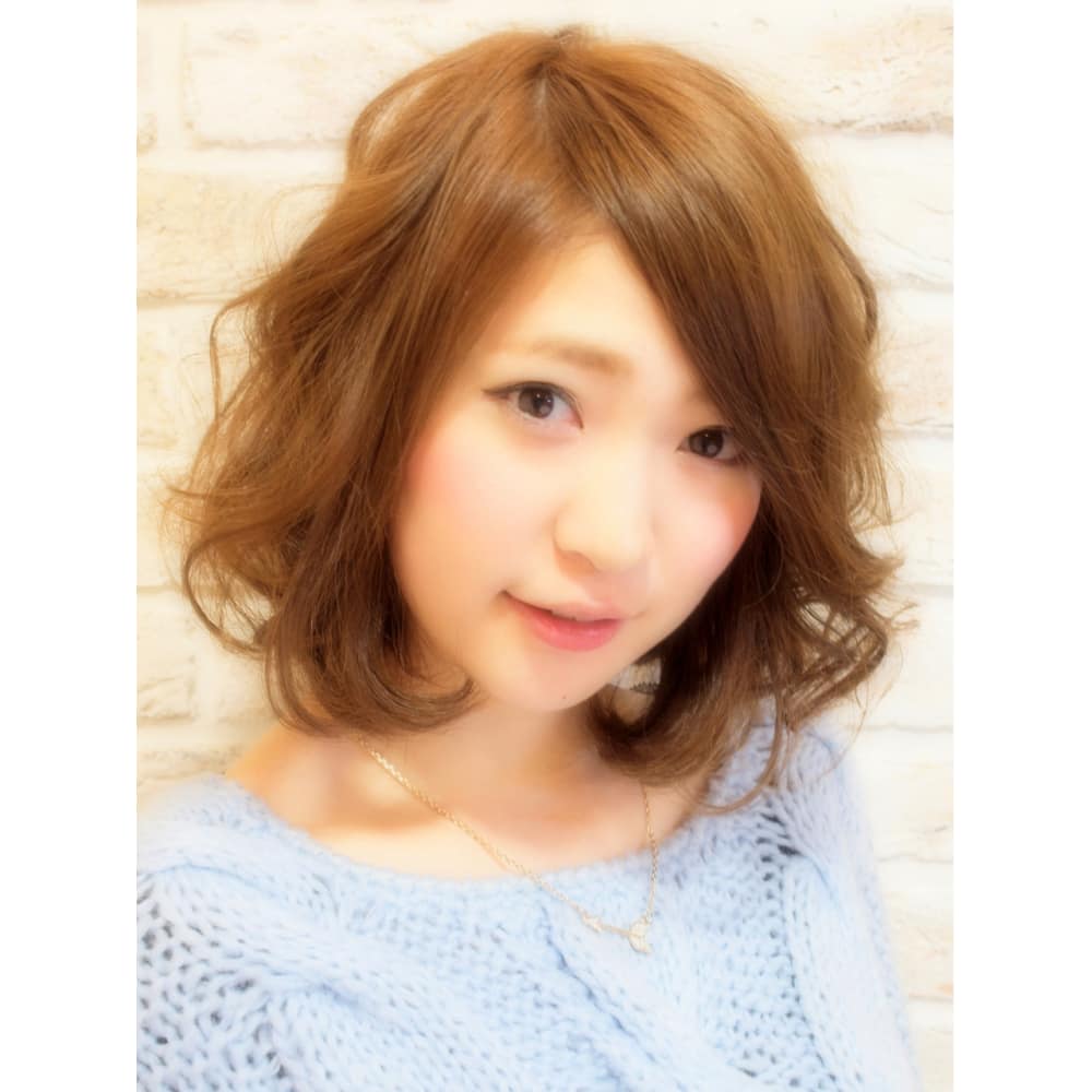 大人かわいいくせ毛風ミディアムボブ Hair Design Rinto リント のヘアスタイル 美容院 美容室を予約するなら楽天ビューティ