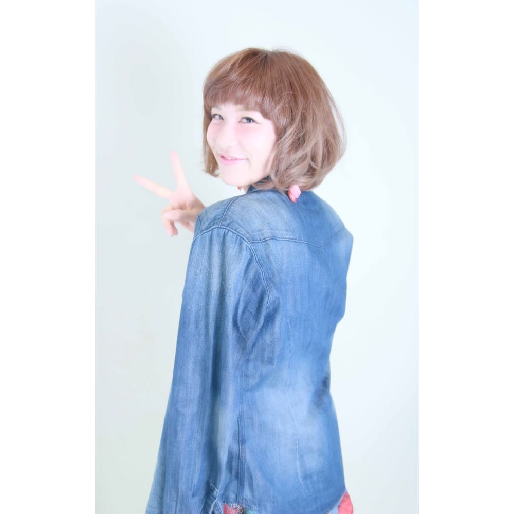 Allie 大人ボブ ファッションver Allie アリエ のヘアスタイル 美容院 美容室を予約するなら楽天ビューティ