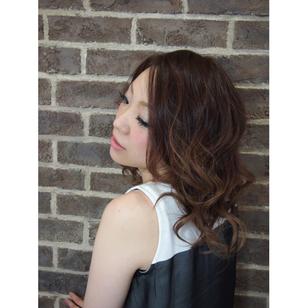マーメイドウェーブ N V ヌーヴ のヘアスタイル 美容院 美容室を予約するなら楽天ビューティ マーメイドウェーブ N V ヌーヴ のヘアスタイル 美容院 美容室を予約するなら楽天ビューティ