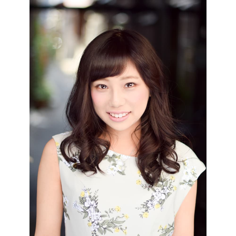 Iima ゆるふわデジタルパーマ ピュアフェミニンミディア Iima 梅田 イーマ ウメダ のヘアスタイル 美容院 美容室を予約するなら楽天ビューティ