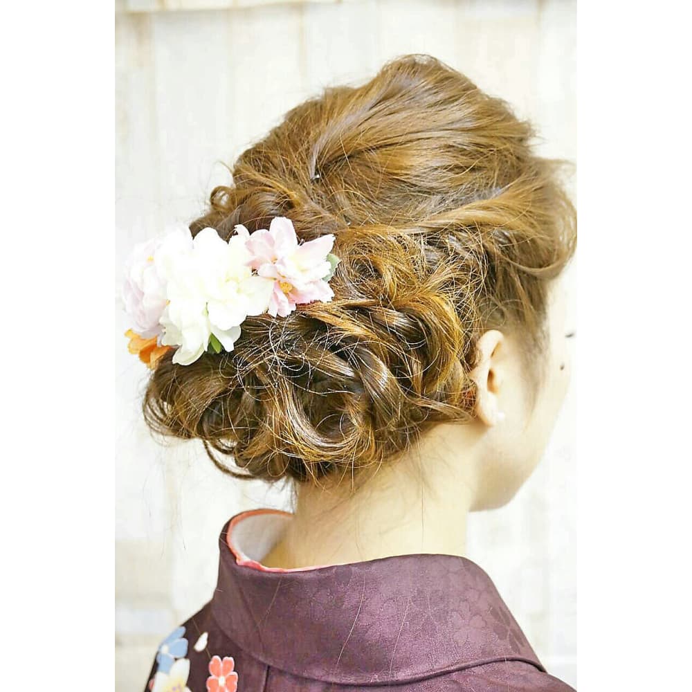 卒業式 袴スタイル アナ雪エルサアップスタイル Felicita Hair Design 緑地公園店 フェリシータ のヘアスタイル 美容院 美容室を予約するなら楽天ビューティ