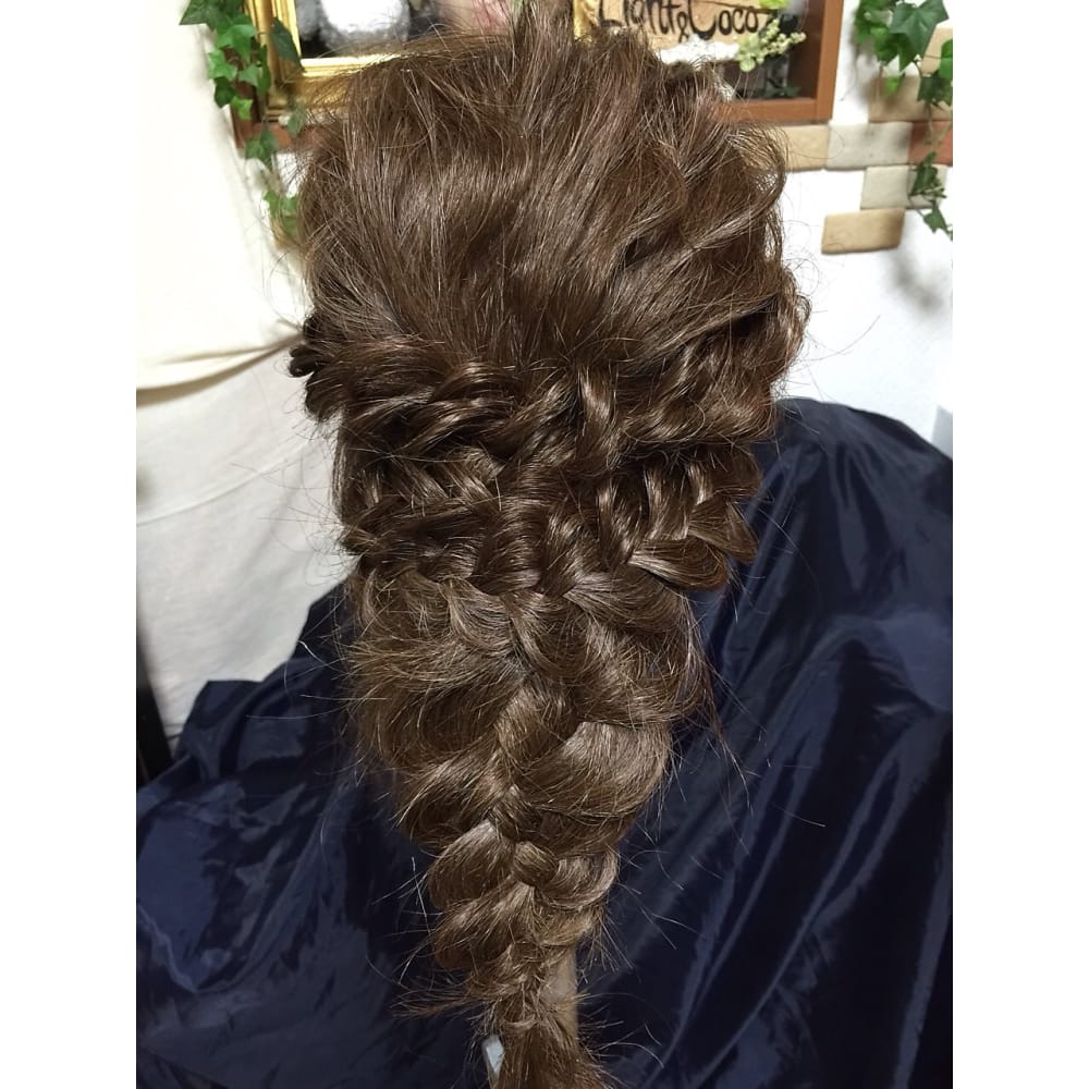 ありのまま 大人気 アナ雪 編み込みスタイル Felicita Hair Design 緑地公園店 フェリシータ のヘアスタイル 美容院 美容室を予約するなら楽天ビューティ ありのまま 大人気 アナ雪 編み込みスタイル Felicita Hair Design 緑地公園店 フェリシータ のヘアスタイル 美容院 美容室を予約するなら楽天ビューティ