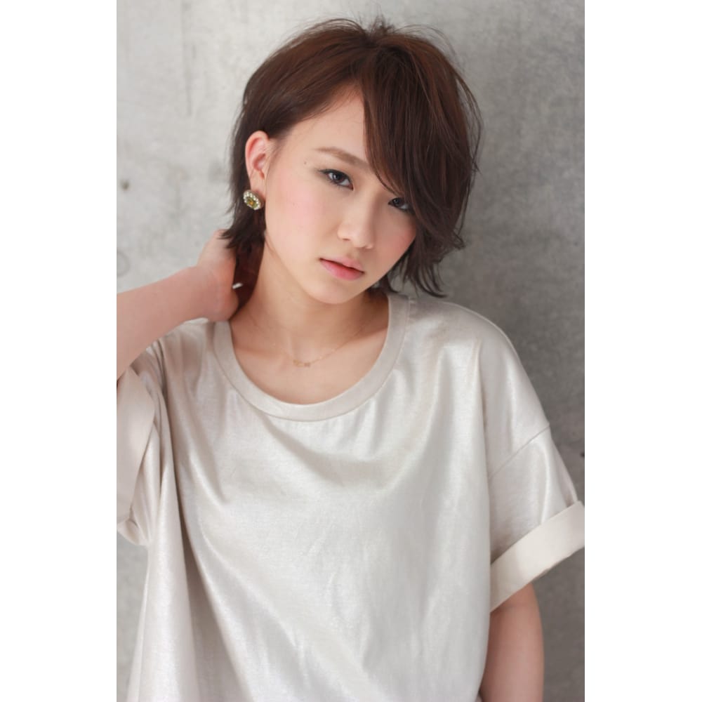 クールビューティー ショート Door Bell Hair Living ドアベルヘアーリビング のヘアスタイル 美容院 美容室を予約するなら楽天ビューティ