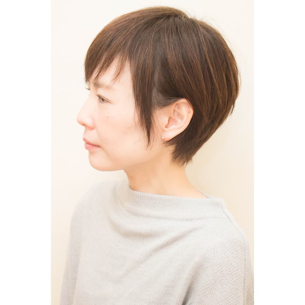 Hair Coucou 手グシでまとまるショート Broto ブロット のヘアスタイル 美容院 美容室を予約するなら楽天ビューティ