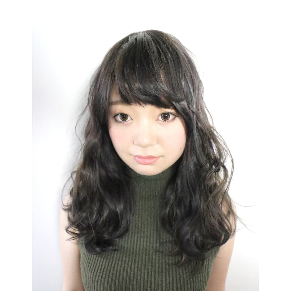 ゆれるオーシャングレージュウェーブ Gosso ゴッソ のヘアスタイル 美容院 美容室を予約するなら楽天ビューティ ゆれるオーシャングレージュウェーブ Gosso ゴッソ のヘアスタイル 美容院 美容室を予約するなら楽天ビューティ