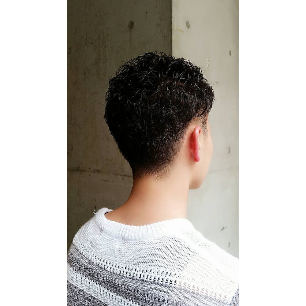 ツーブロックベリーショートスタイル 半個室型美容室 Sourire 赤坂店 スーリール アカサカ のヘアスタイル 美容院 美容室を予約するなら楽天ビューティ