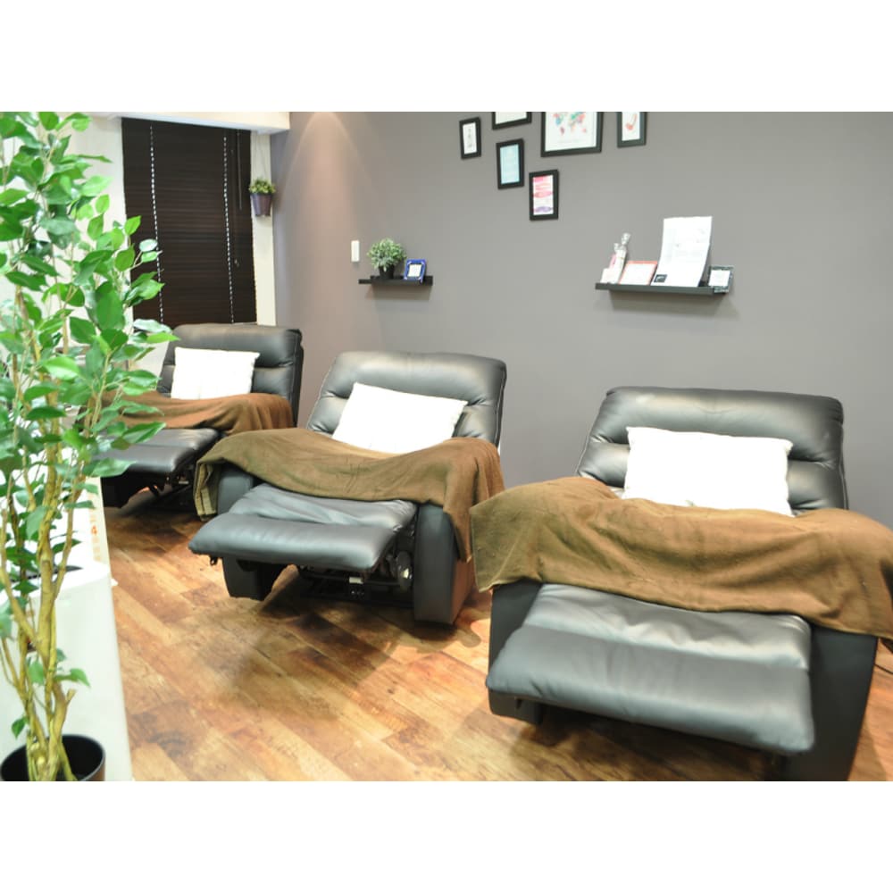 Eyelash Nailsalon Ales 鶴川店 アイラッシュネイルサロンアレスツルカワテン の予約 サロン情報 ネイル まつげサロンを予約するなら楽天ビューティ