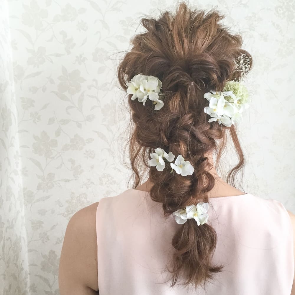 花と編み込み Hair Make Regalo レガロ のヘアスタイル 美容院 美容室を予約するなら楽天ビューティ