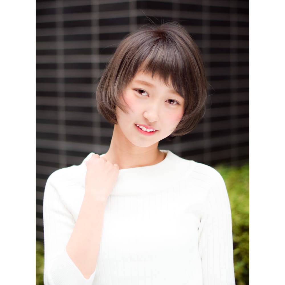 Rowen ゆるふわっと スウィングショートボブ Rowen ローエン のヘアスタイル 美容院 美容室を予約するなら楽天ビューティ