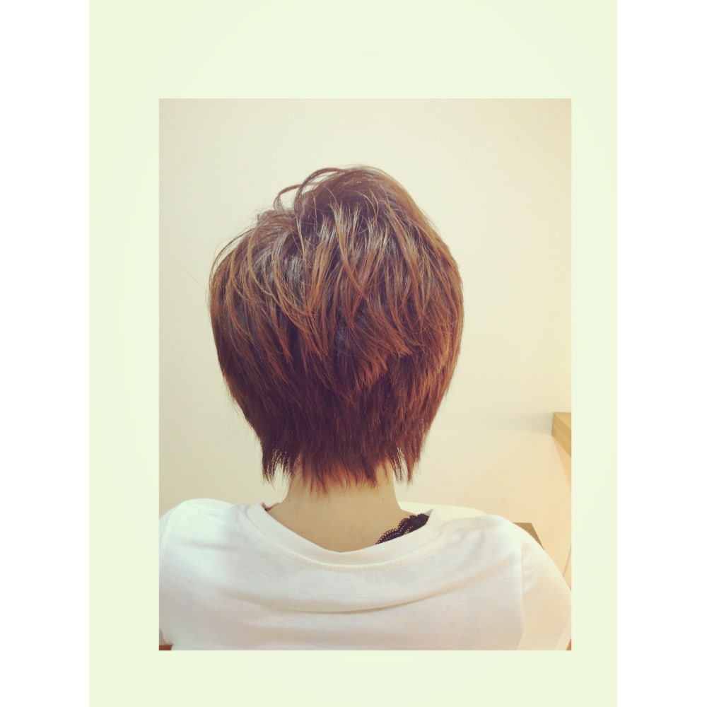 秋冬ショートカット Sakura Beauty Garden サクラビューティーガーデン のヘアスタイル 美容院 美容室を予約するなら楽天ビューティ