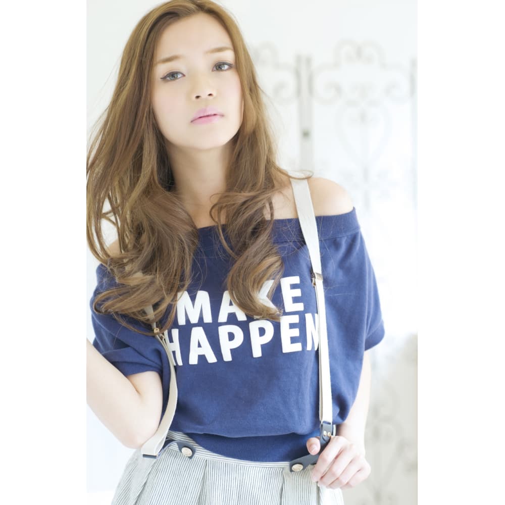 ｅｕｐｈｏｒｉａ 鈴木アリサのナチュラルパーマft Euphoria Ginza Grande 銀座 ユーフォリア ギンザ グランデ のヘアスタイル 美容院 美容室を予約するなら楽天ビューティ
