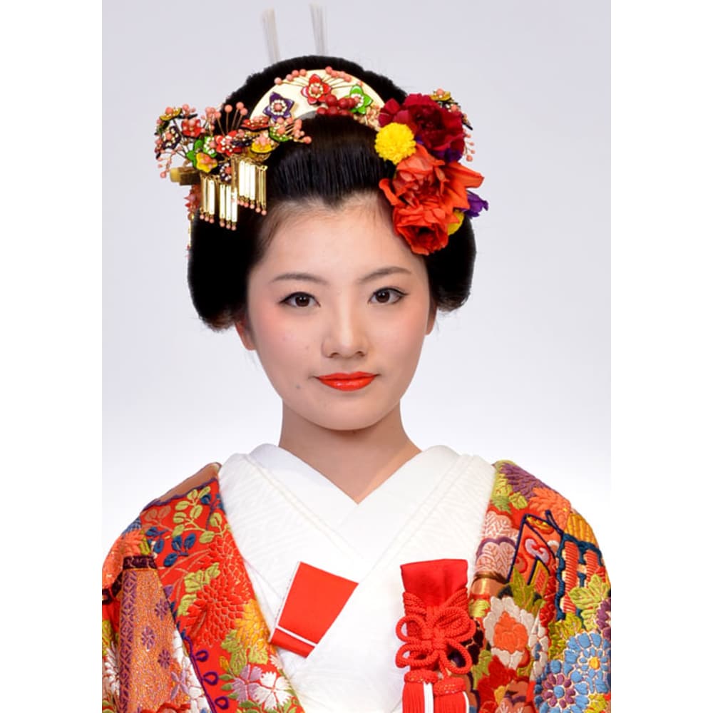 色打掛着付け ブライダル文金髙島田ヘア和装スタイル Blooming Beauty Stage ブルーミングビューティーステージ のヘアスタイル 美容院 美容室を予約するなら楽天ビューティ 色打掛着付け ブライダル文金髙島田ヘア和装スタイル Blooming Beauty Stage ブルーミングビューティーステージ のヘアスタイル 美容院 美容室を予約するなら楽天ビューティ