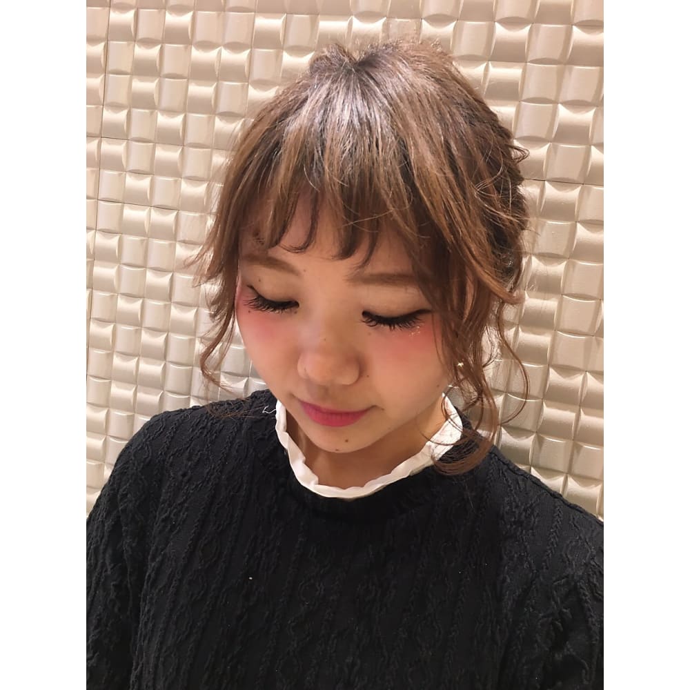 エルサ風リボン編み込みアレンジ Olive S By Neolive オリーブスバイネオリーブ のヘアスタイル 美容院 美容室を予約するなら楽天ビューティ エルサ風リボン編み込みアレンジ Olive S By Neolive オリーブスバイネオリーブ のヘアスタイル 美容院 美容室を予約するなら楽天ビューティ