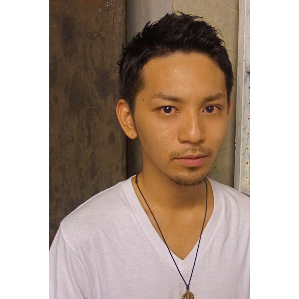 スパイキーショート Salon De Milk サロンドミルク のヘアスタイル メンズ美容院 美容室を予約するなら楽天ビューティ