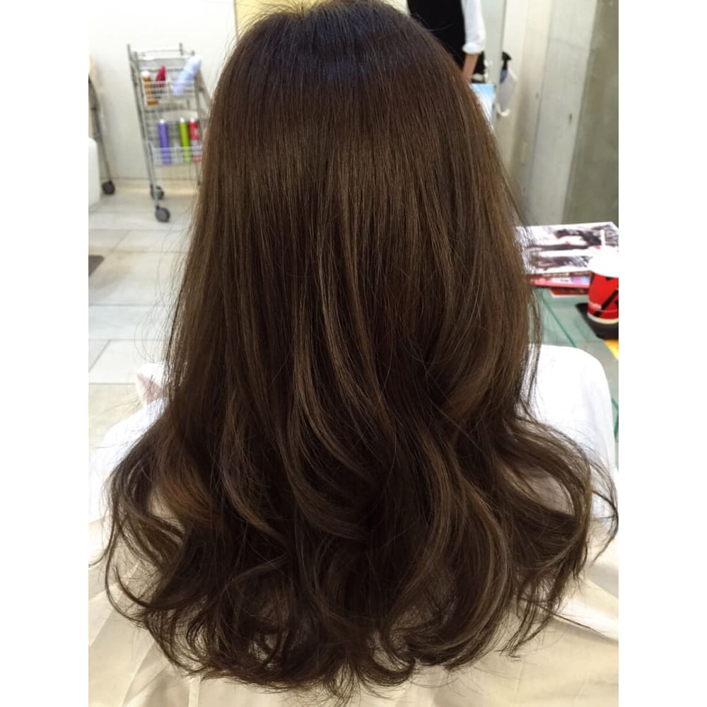 Briller グレーアッシュブラウン デザインカラー Mode K S Briller モードケイズブリエ のヘアスタイル 美容院 美容室を予約するなら楽天ビューティ Briller グレーアッシュブラウン デザインカラー Mode K S Briller モードケイズブリエ のヘアスタイル 美容院 美容室を予約するなら楽天ビューティ