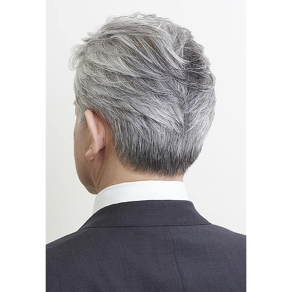 ダンディズムを薫らせるオールバック風スタイル Nexus Za First Ginza ネクサスザファーストギンザテン のヘアスタイル 美容院 美容室を予約するなら楽天ビューティ