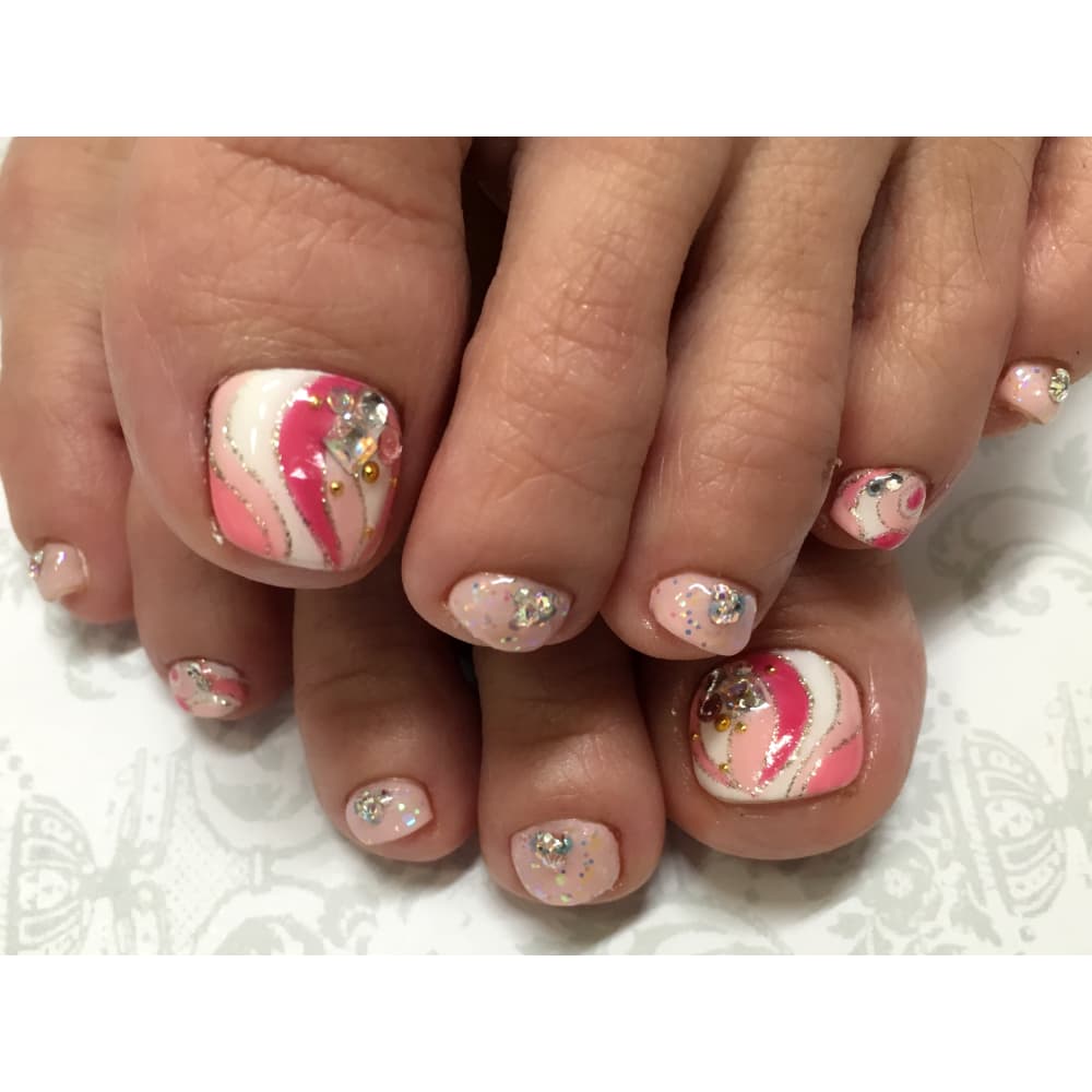 プッチ柄風ネイル Luna Nail ルナネイル のネイルデザイン ネイル