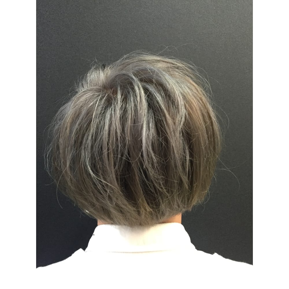 ハイトーンアッシュ Lagoon ラグーン のヘアスタイル 美容院 美容室を予約するなら楽天ビューティ ハイトーンアッシュ Lagoon ラグーン のヘアスタイル 美容院 美容室を予約するなら楽天ビューティ