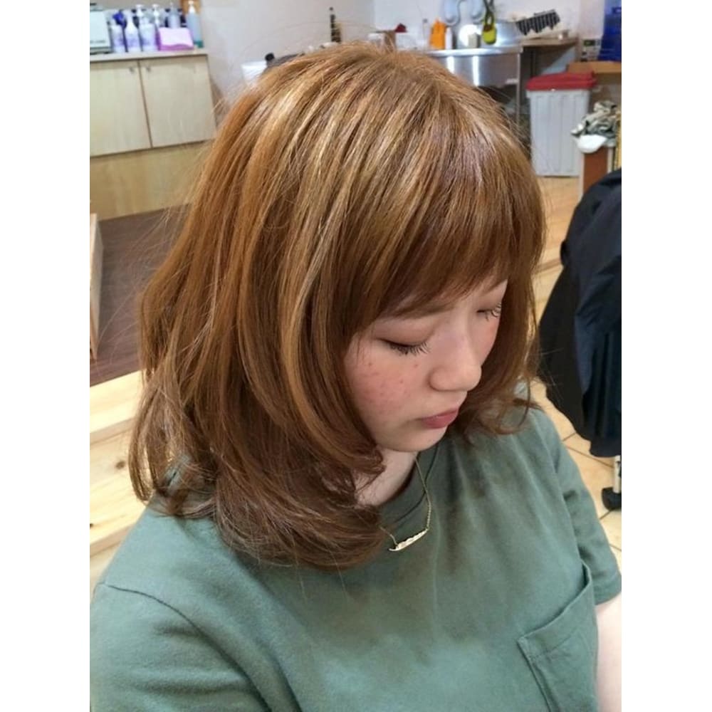 大人かわいいセミロング Beauty Box Bambi ビューティーボックスバンビ のヘアスタイル 美容院 美容室を予約するなら楽天ビューティ