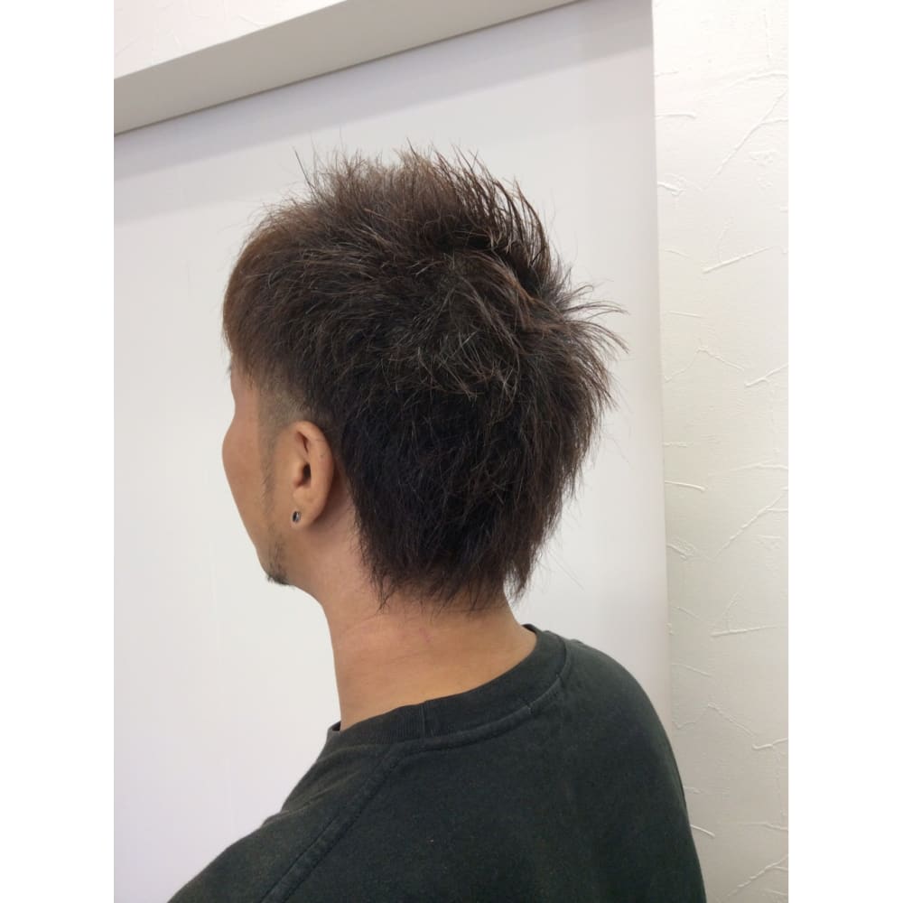 ナチュラル ベリーショート ツーブロックver Historia Hair Matsui ヒストリア のヘアスタイル 美容院 美容室を予約するなら楽天ビューティ