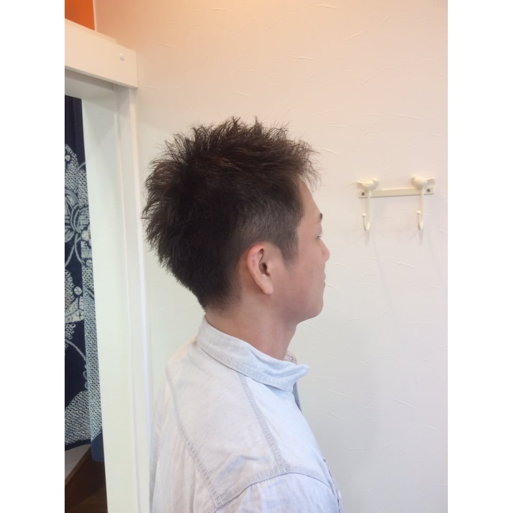 ハサミ刈り上げ ナチュラルツーブロック Historia Hair Matsui ヒストリア のヘアスタイル 美容院 美容室を予約するなら楽天ビューティ