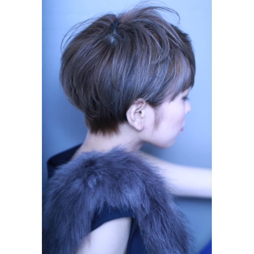 ツーセクションショート Gres グリス のヘアスタイル 美容院 美容室を予約するなら楽天ビューティ