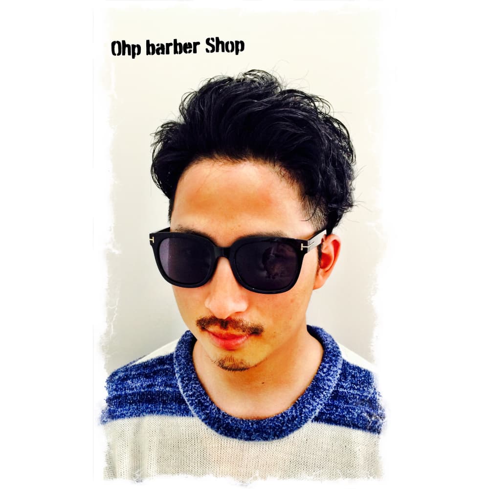 ワイルドなリバースパーマ Ohp Barber Shop オッピバーバーショップ のヘアスタイル 美容院 美容室を予約するなら楽天ビューティ