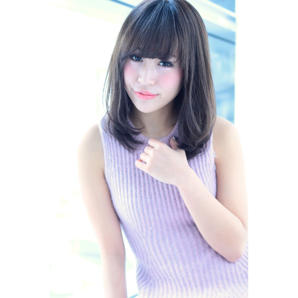 抜け感アッシュグレイ 重めバングワンカール鎖骨マッシュボブ Trico 梅田茶屋町店 トリコ のヘアスタイル 美容院 美容室を予約するなら楽天ビューティ