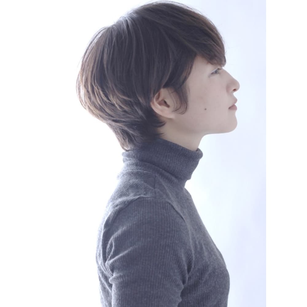 柔らかマッシュ 垢抜け大人ショートヘア Circus By Beautrium 表参道 サーカスバイビュートリアム のヘアスタイル 美容院 美容室を予約するなら楽天ビューティ
