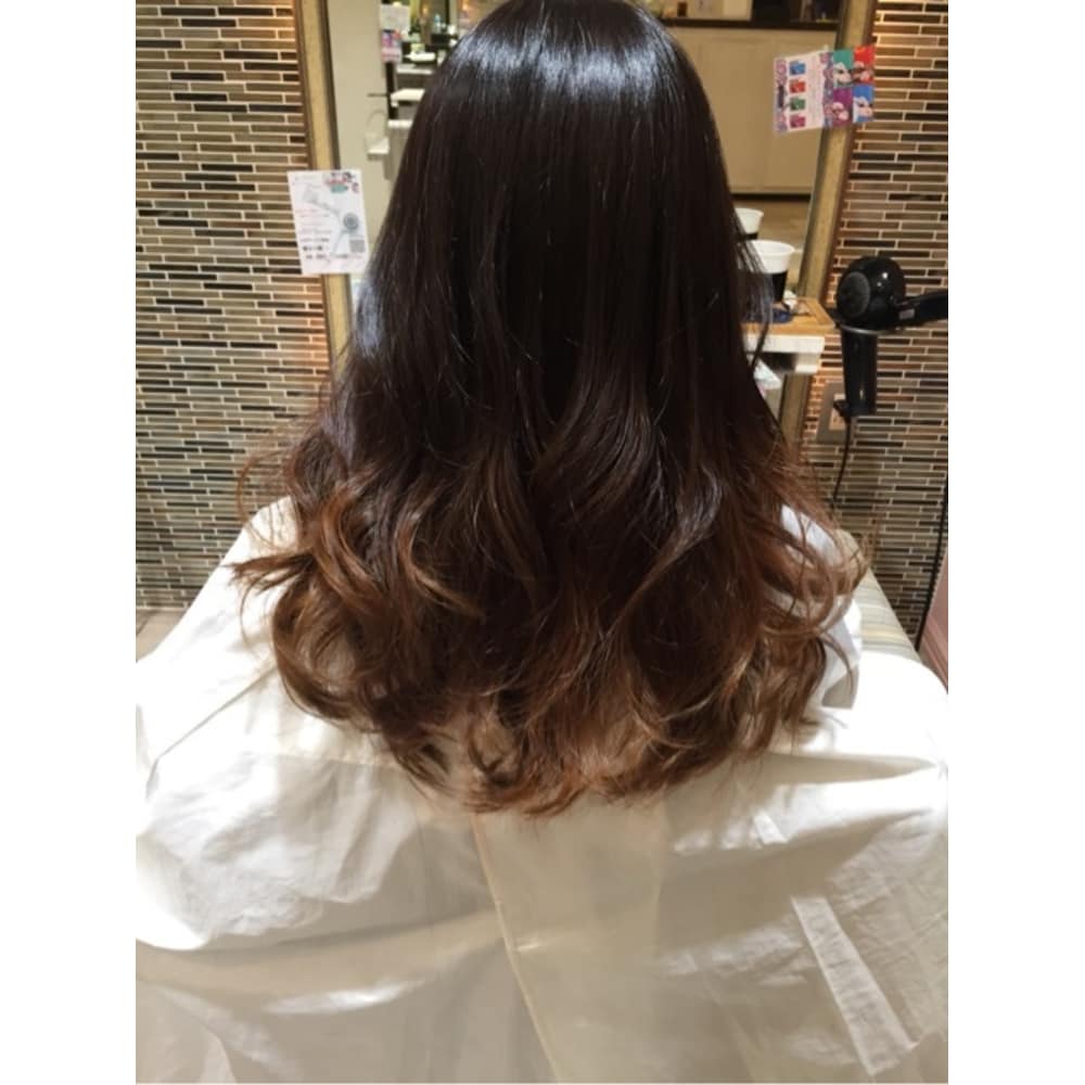暗めグラ 艶ダークトトーンアッシュ ベージュ Trico 守口店 トリコ のヘアスタイル 美容院 美容室を予約するなら楽天ビューティ