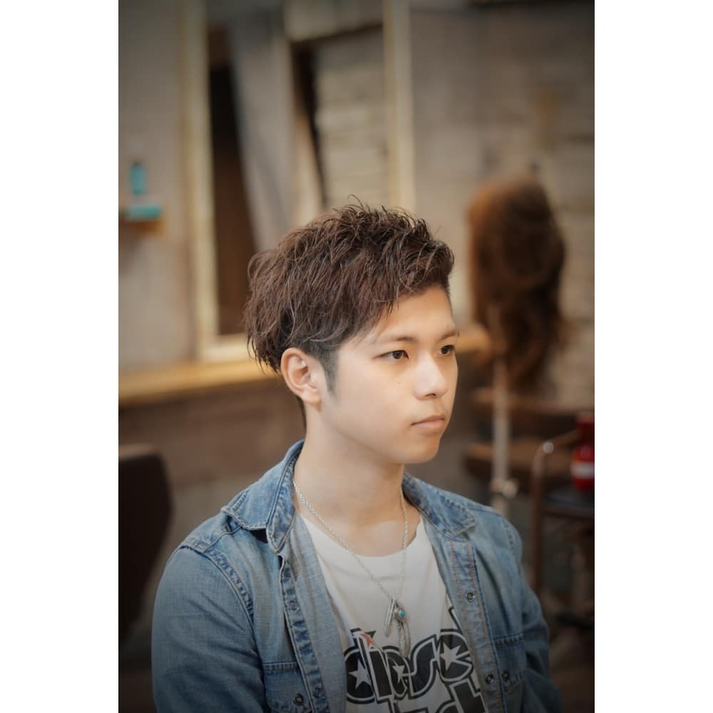ムービングアシメショート G Grow ジーグロウ のヘアスタイル 美容院 美容室を予約するなら楽天ビューティ