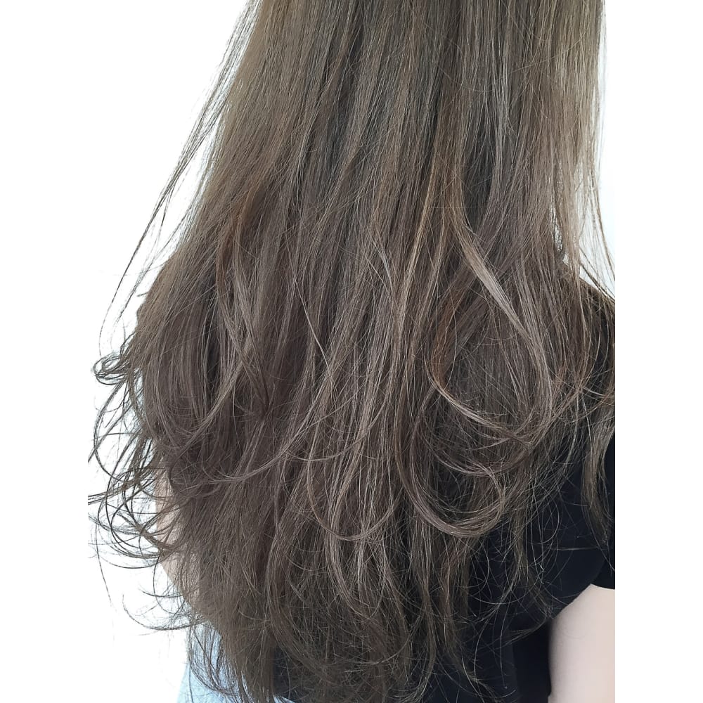 Abbey 龍正也 ウルトラマリンカラー2 Abbey アビー のヘアスタイル 美容院 美容室を予約するなら楽天ビューティ