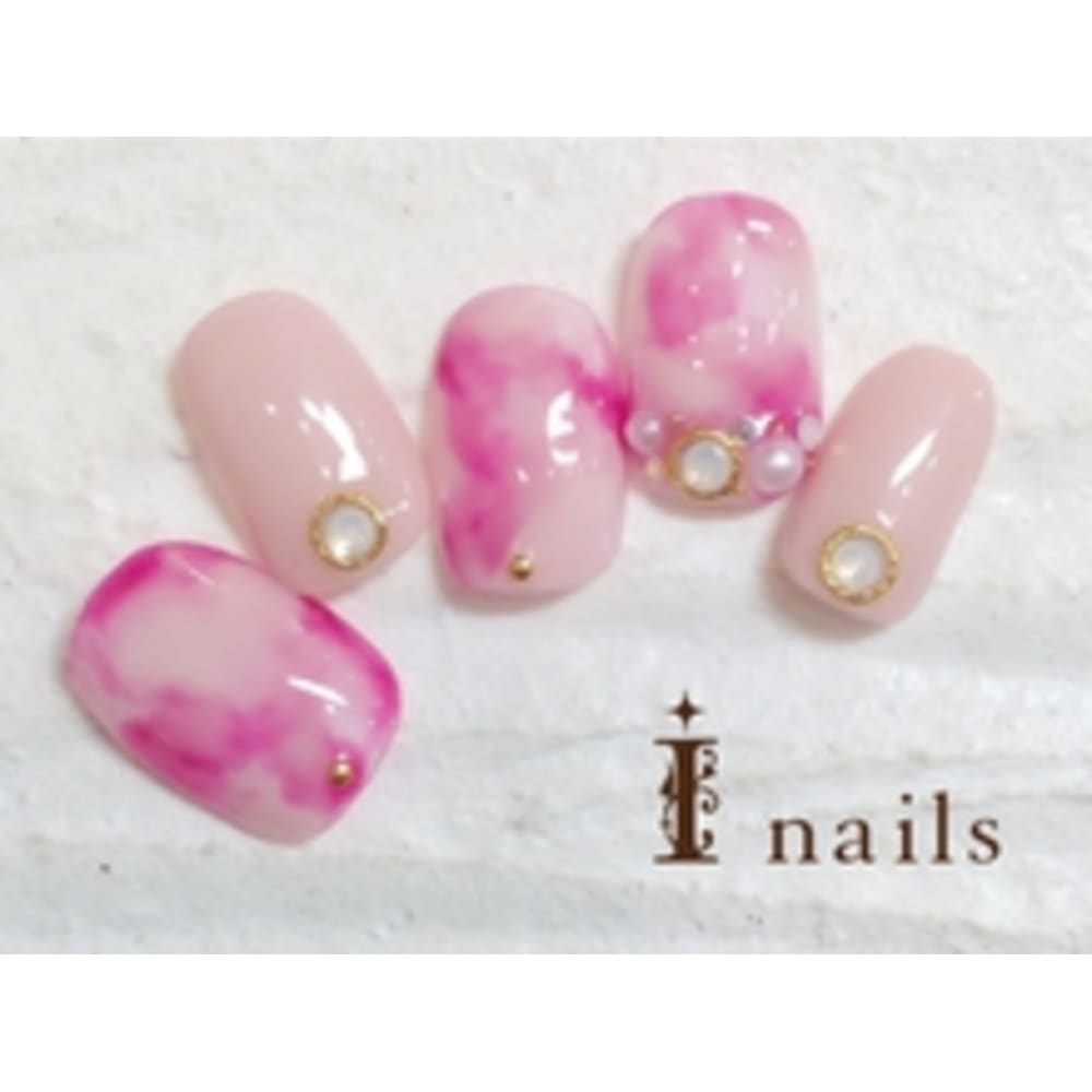 ピンクマーブル I Nails 天神店 アイネイルズ のネイルデザイン ネイル まつげサロンを予約するなら楽天ビューティ