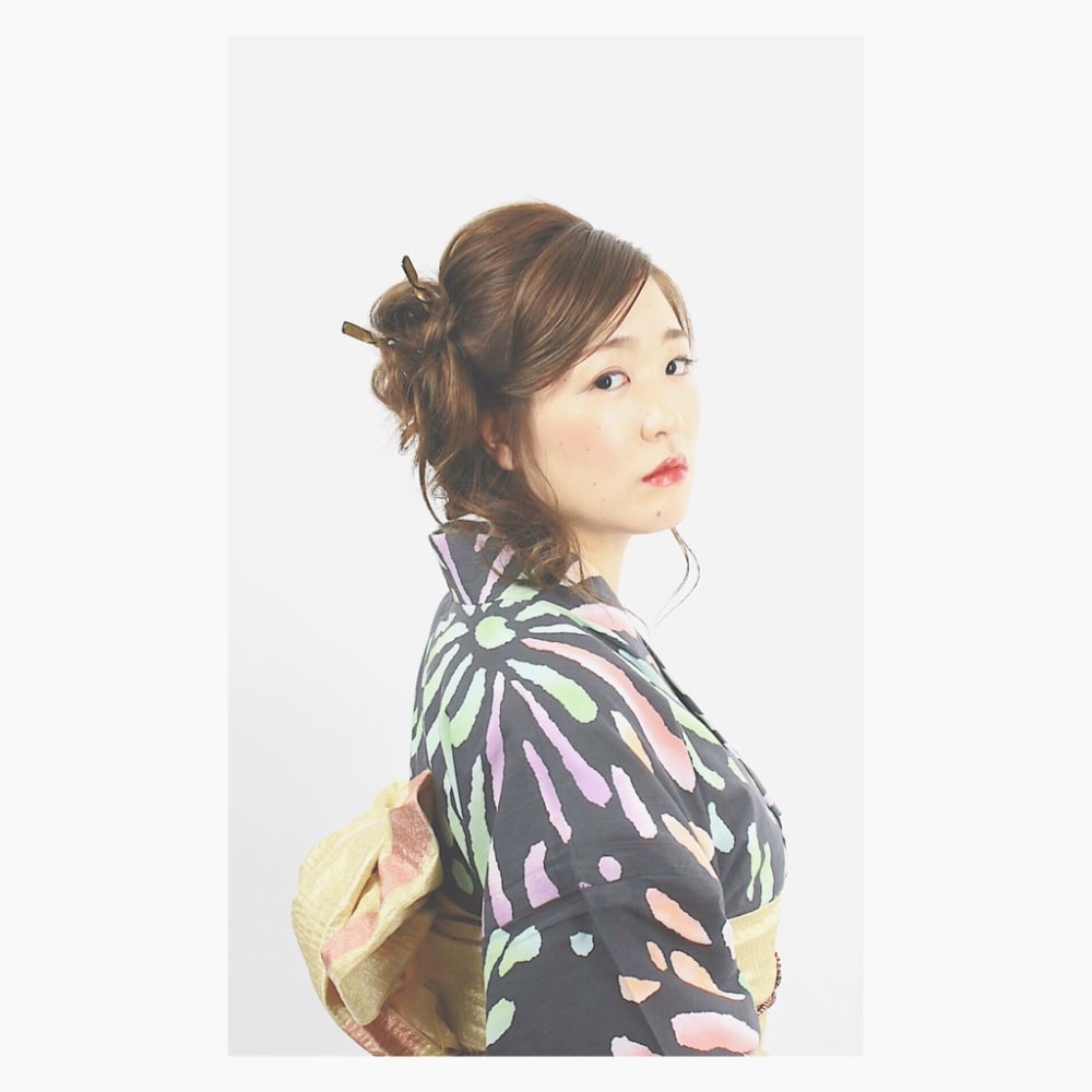 ロングヘアで作る 上品なサイドカール 浴衣スタイル Hair Make Opsis オプシス のヘアスタイル 美容院 美容室を予約するなら楽天ビューティ ロングヘアで作る 上品なサイドカール 浴衣スタイル Hair Make Opsis オプシス のヘアスタイル 美容院 美容室を予約するなら楽天ビューティ
