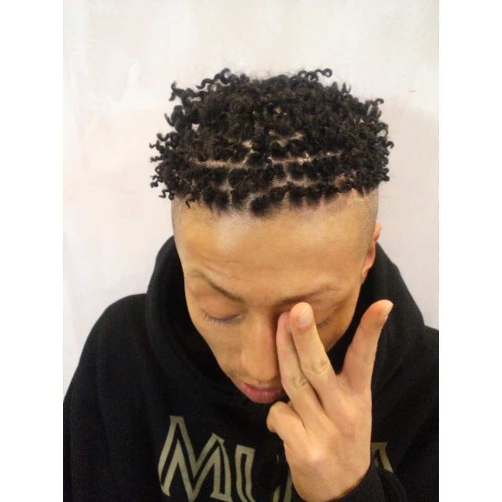 ツーブロック アフロミックスパーマ Capelli Malena カペリマレーナ のヘアスタイル 美容院 美容室を予約するなら楽天ビューティ