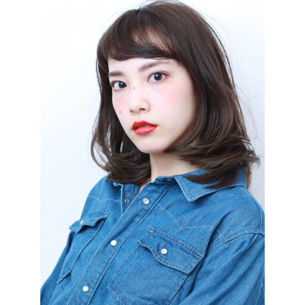 乾かすだけできまる 大人可愛い上品ミディアムストレート Beautrium Ginza ビュートリアム のヘアスタイル 美容院 美容室を予約するなら楽天ビューティ