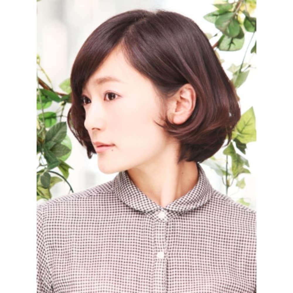 レトロな雰囲気がお似合いの耳かけ内巻きボブ Brook ブルック のヘアスタイル 美容院 美容室を予約するなら楽天ビューティ