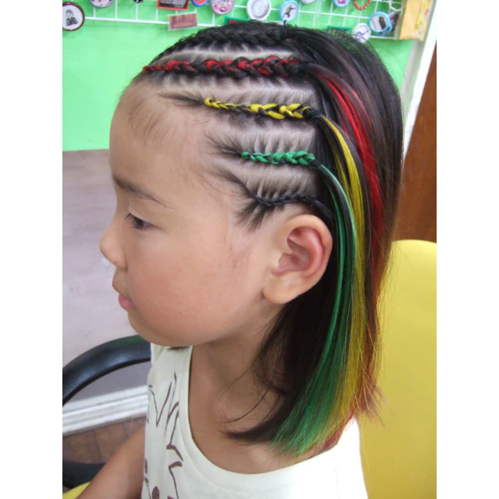 キッズ コーンロウ アシッド ハウス アシッドハウス のヘアスタイル 美容院 美容室を予約するなら楽天ビューティ