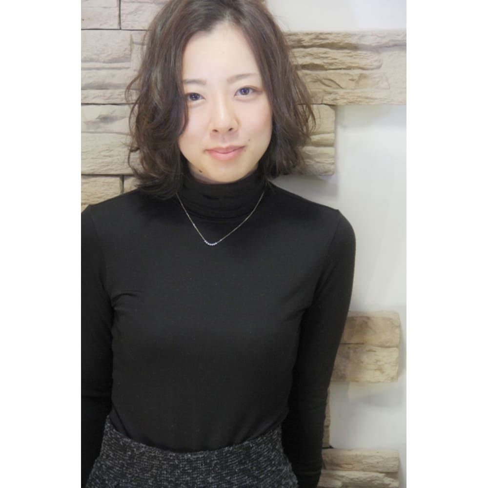 さりげないオシャレ感 ハスキーグレーbob Hair Make Maluna 大通店 マルナ のヘアスタイル 美容院 美容室を予約するなら楽天ビューティ