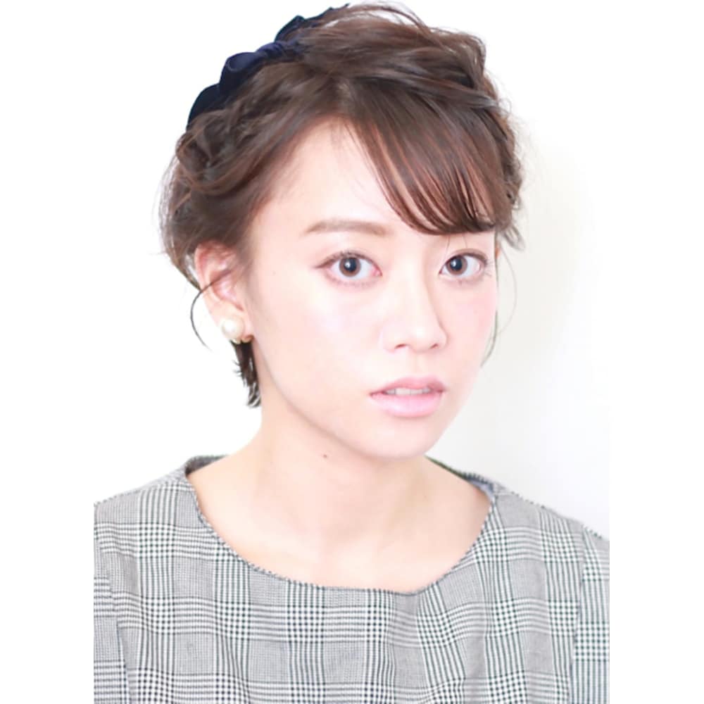 ショートで可愛いリボンアレンジ Beautrium Ginza ビュートリアム のヘアスタイル 美容院 美容室を予約するなら楽天ビューティ