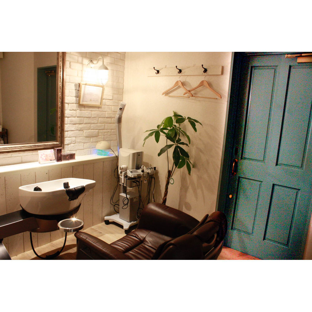 武蔵浦和駅 レディースシェーブ ヘッドスパを完全個室の癒し空間でリラックス Sepia セピア のこだわり特集 美容院 美容室を予約するなら楽天ビューティ