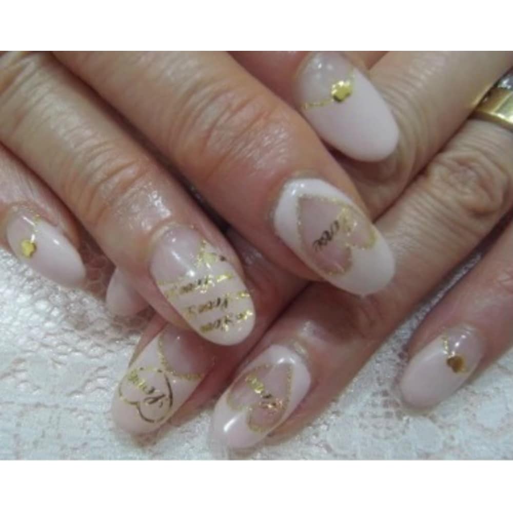 スウィートくり抜きハートネイル Defi Hairnailデフィ ヘアーアンド