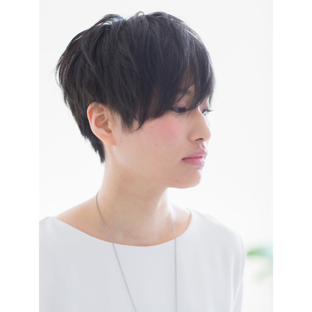 刈り上げベビーショート ブロッサム 成増店 ブロッサム のヘアスタイル 美容院 美容室を予約するなら楽天ビューティ