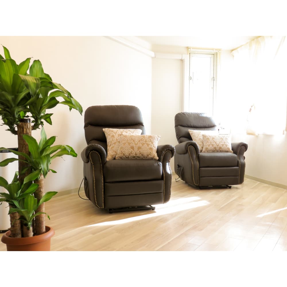 ネイルケア専門店 Shine Nail 新宿西口店 画像